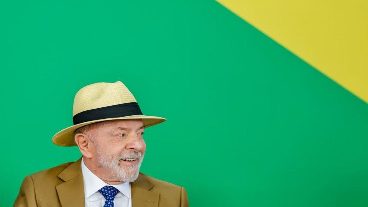 Lula é reeleito presidente com 4,2 milhões de votos à frente de Flávio Bolsonaro