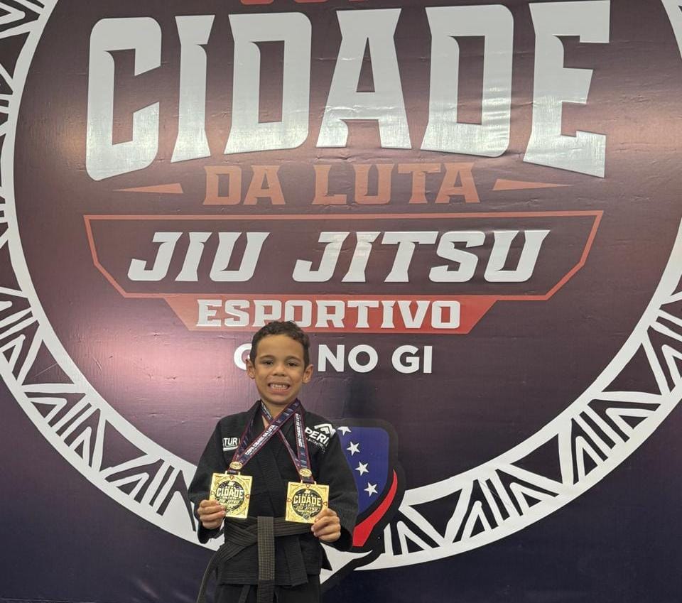 Tiago Tigre de Aço é ouro duplo na Copa Cidade da Luta e recebe parabéns da Fajje