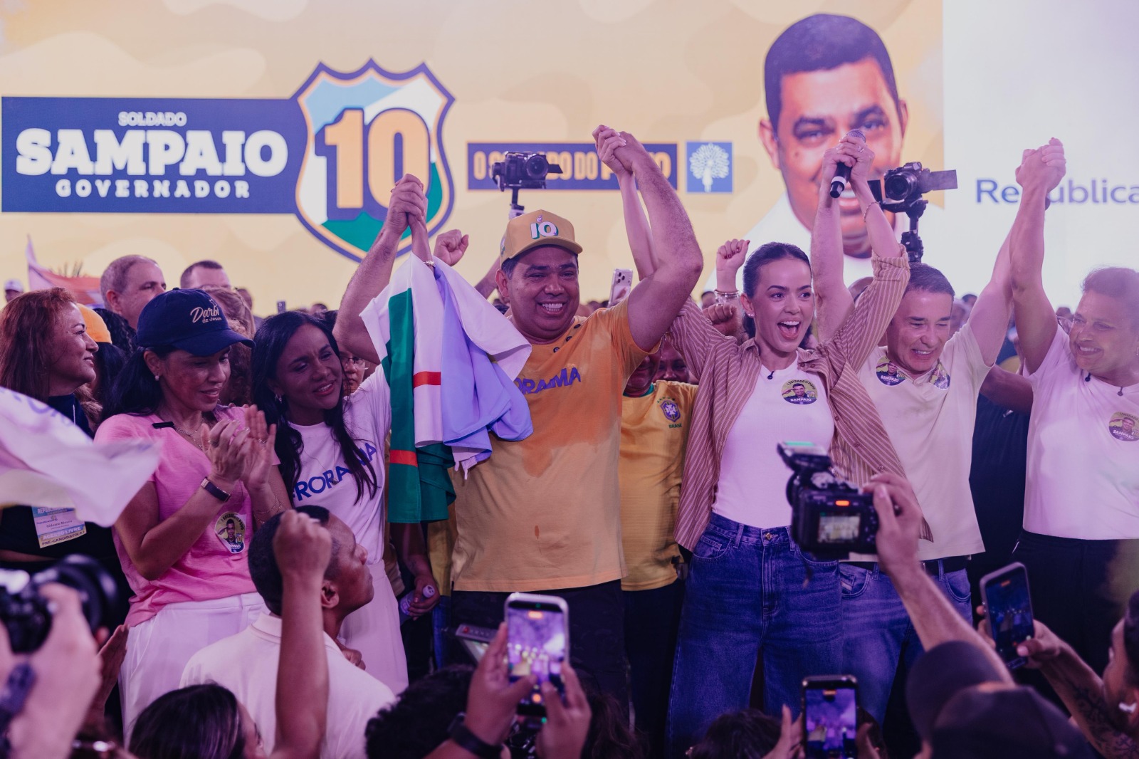 Soldado Sampaio vota às 9h deste domingo em escola no Santa Teresa