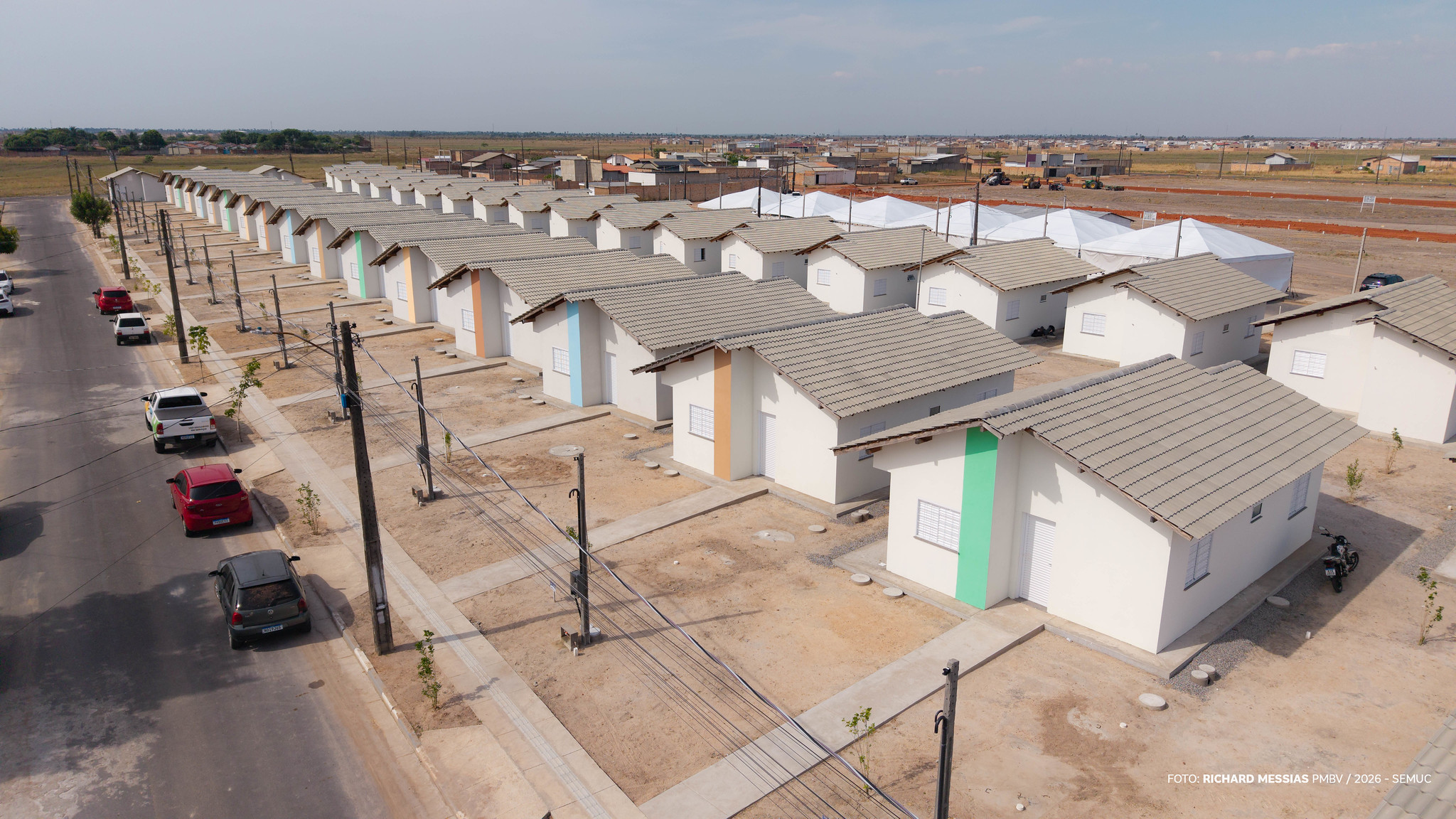 Minha Casa, Minha Vida: 136 famílias recebem chaves da casa própria em Boa Vista