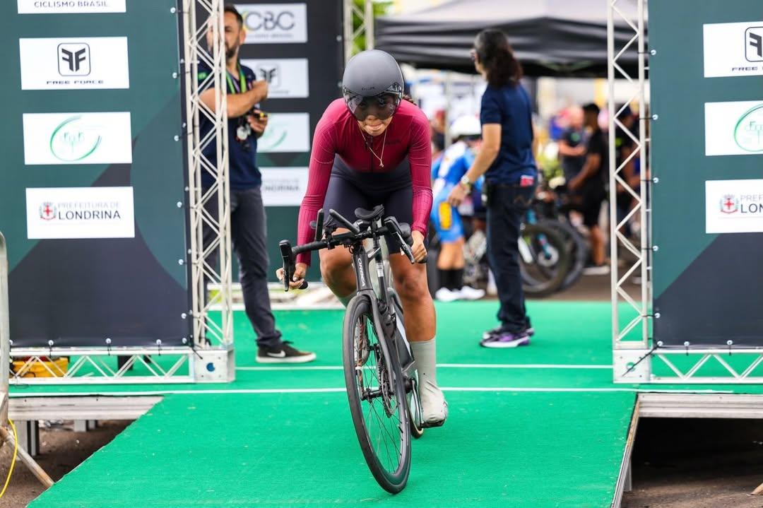 Alissya Mourão defende o ciclismo macuxi no Brasileiro, em Londrina