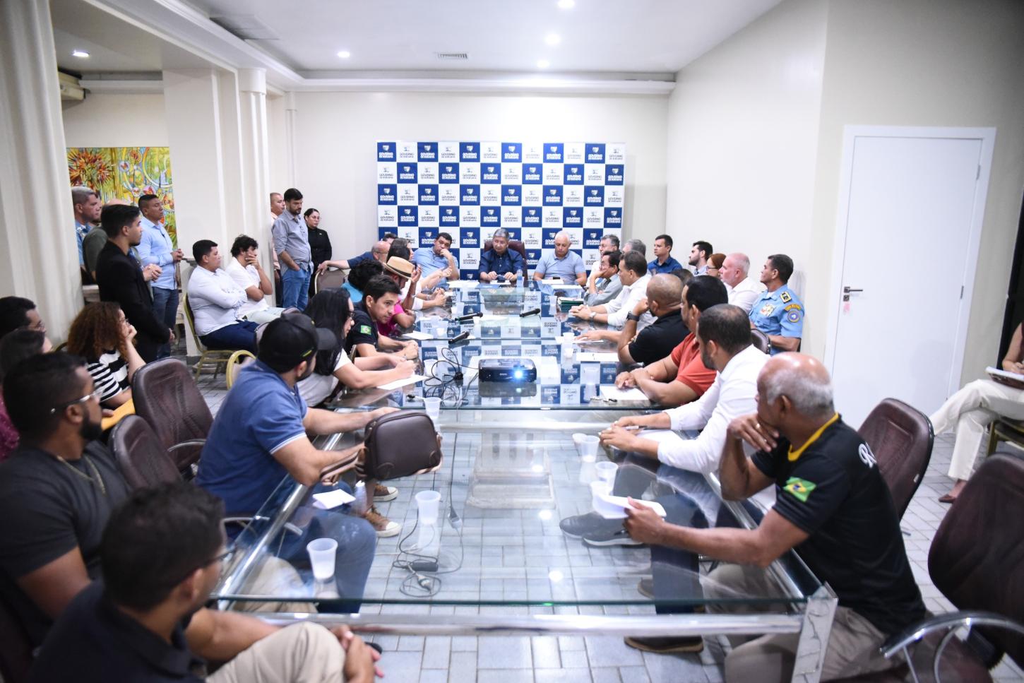 Governo de Roraima propõe reajuste de 16% a servidores, com pagamento escalonado