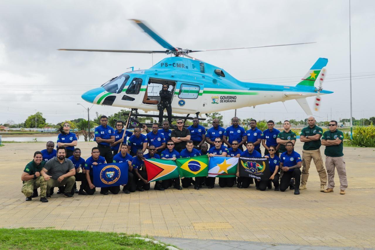 Treinamento inclui técnicas com aeronaves, embarcações e protocolos de segurança