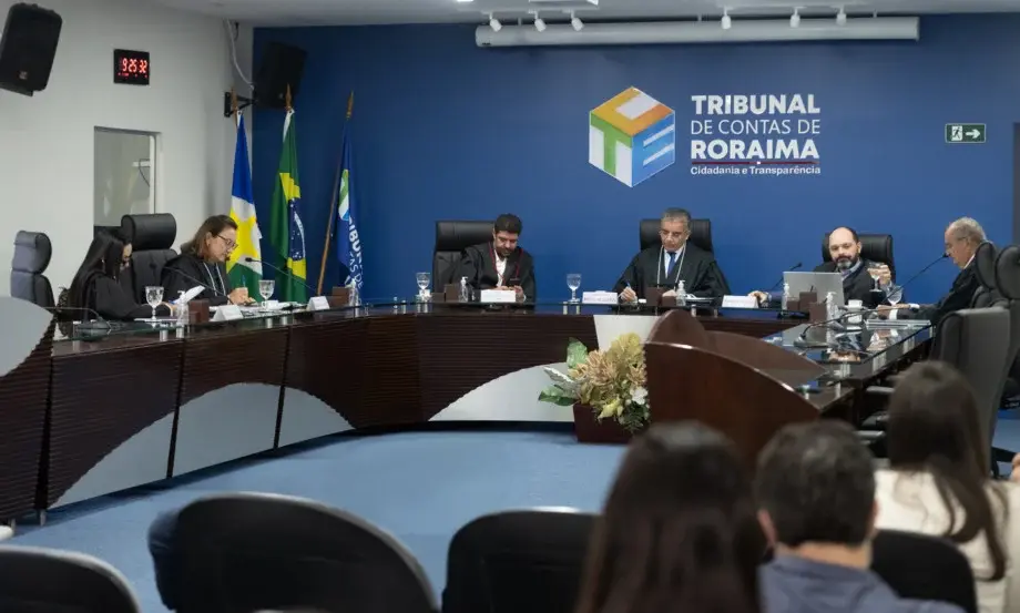 TCE mantém suspensão de contratos da Educação em Roraima que somam mais de R$ 661 milhões