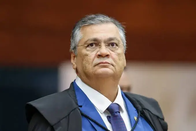 Decisão de Flávio Dino amplia crise jurídica na eleição suplementar de Roraima