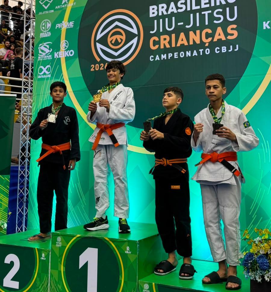 Família de talentos: João Lobato fecha com prata no Brasileiro, após irmãs gêmeas e irmão caçula medalharem 