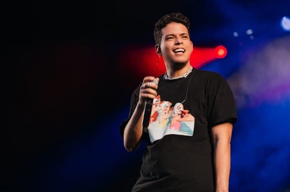 Felipe Amorim e Panda são as estrelas da terceira noite do São João no Parque Anauá