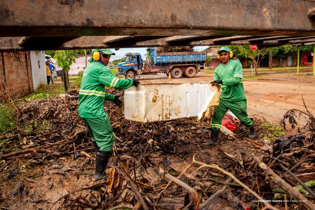 Prefeitura intensifica mutirões de limpeza e recolhe quase 400 toneladas de resíduos por dia em Boa Vista