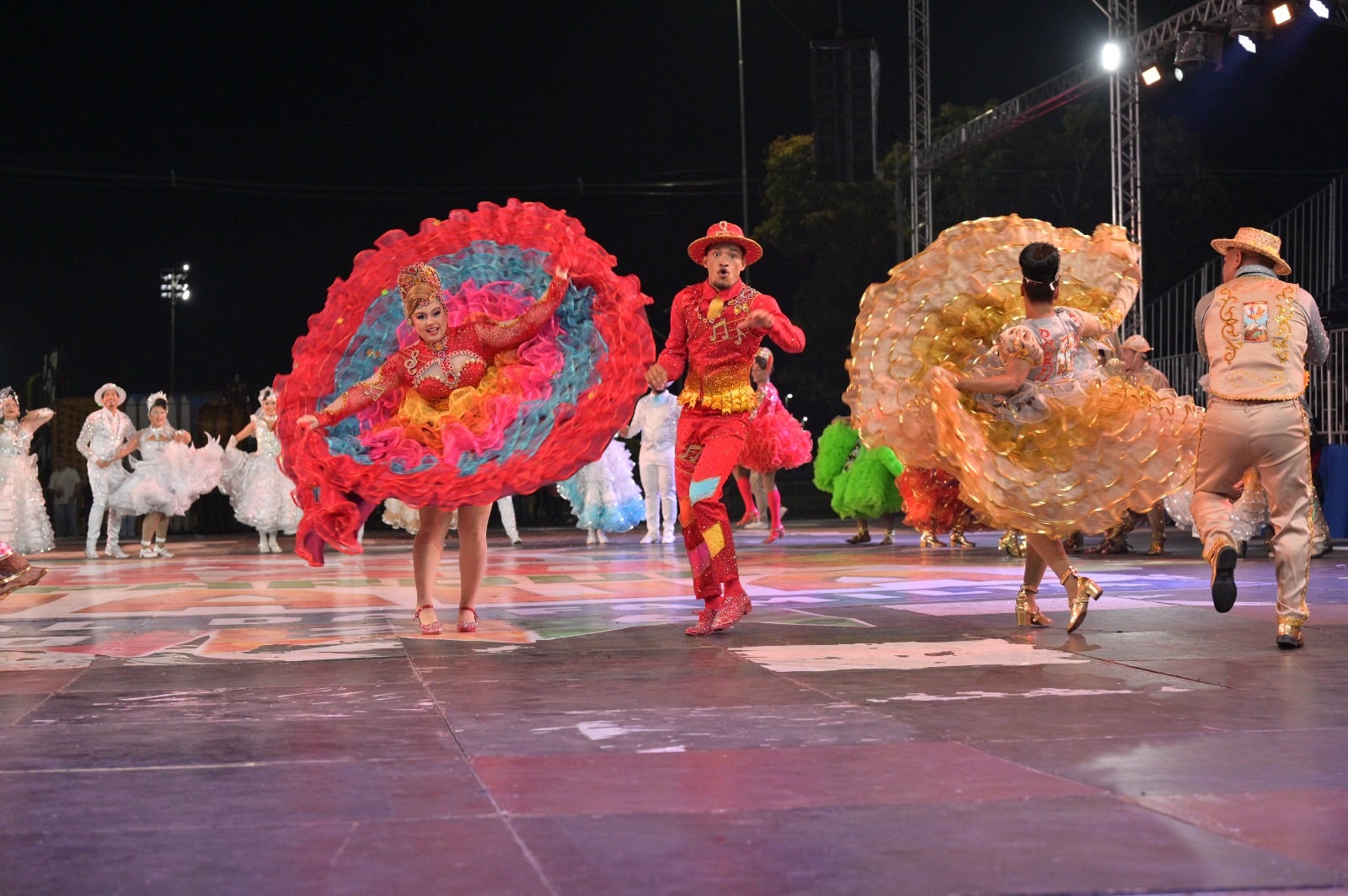 Concurso de Quadrilhas do São João no Parque Anauá inicia com espetáculos de tradição