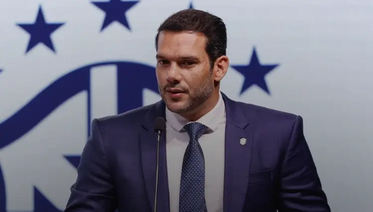 Samir Xaud reduz aparições públicas durante a Copa após repercussão de suposta relação extraconjugal