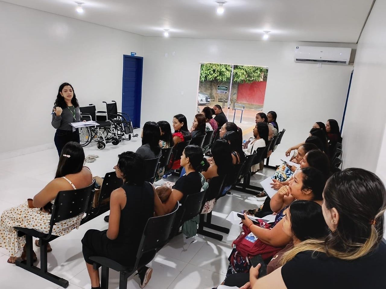 Sesau qualifica profissionais para ampliar acesso a DIU e implante contraceptivo no sul de Roraima