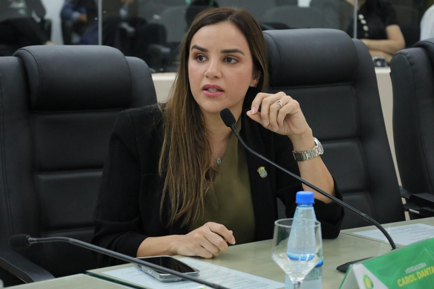 Câmara de Boa Vista aprova em primeiro turno projeto que prioriza atendimento a mães solo