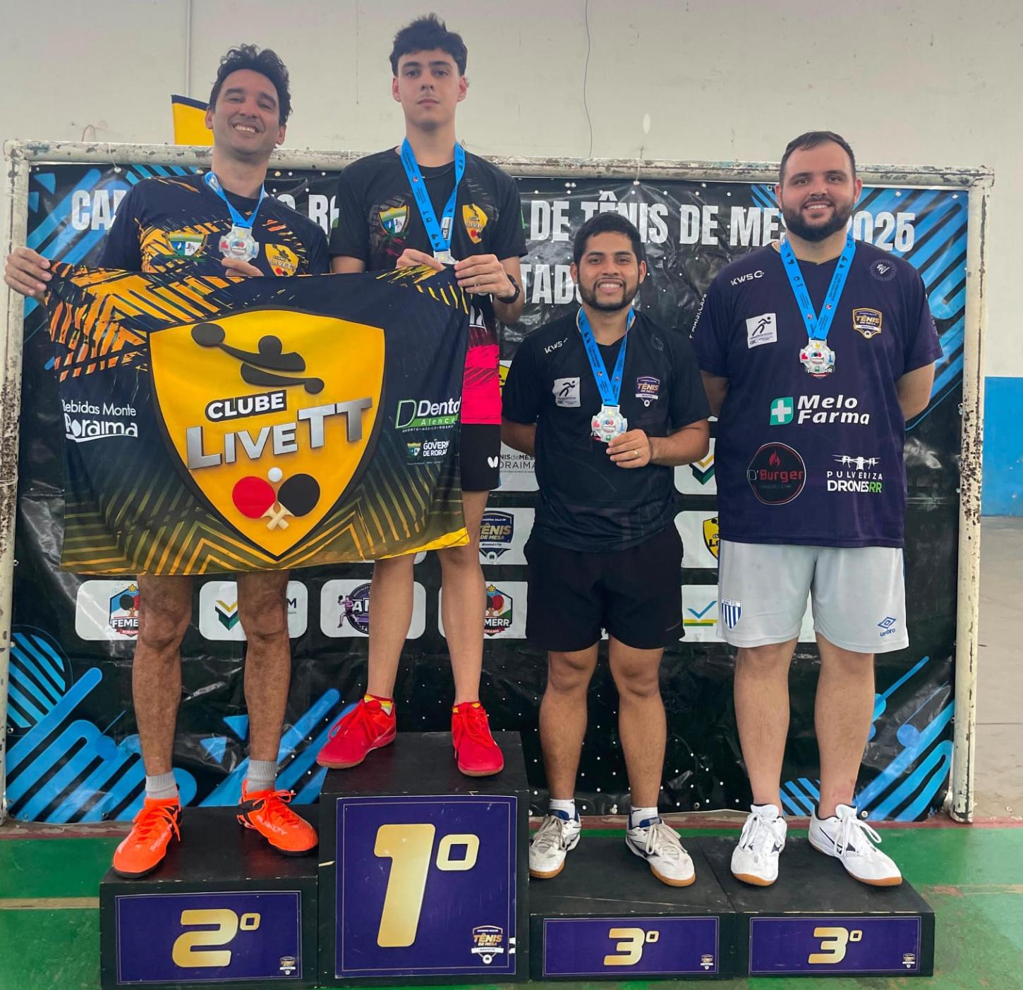 Nelson fica com a prata no adulto. Crédito: ASCOM/Clube LiveTT