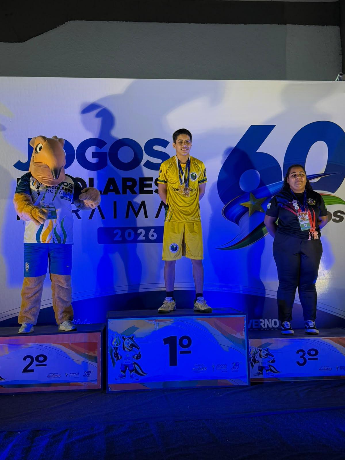 Mesatenista Ythan Diego vive grande fase no mirim. Crédito: ASCOM/Clube LiveTT