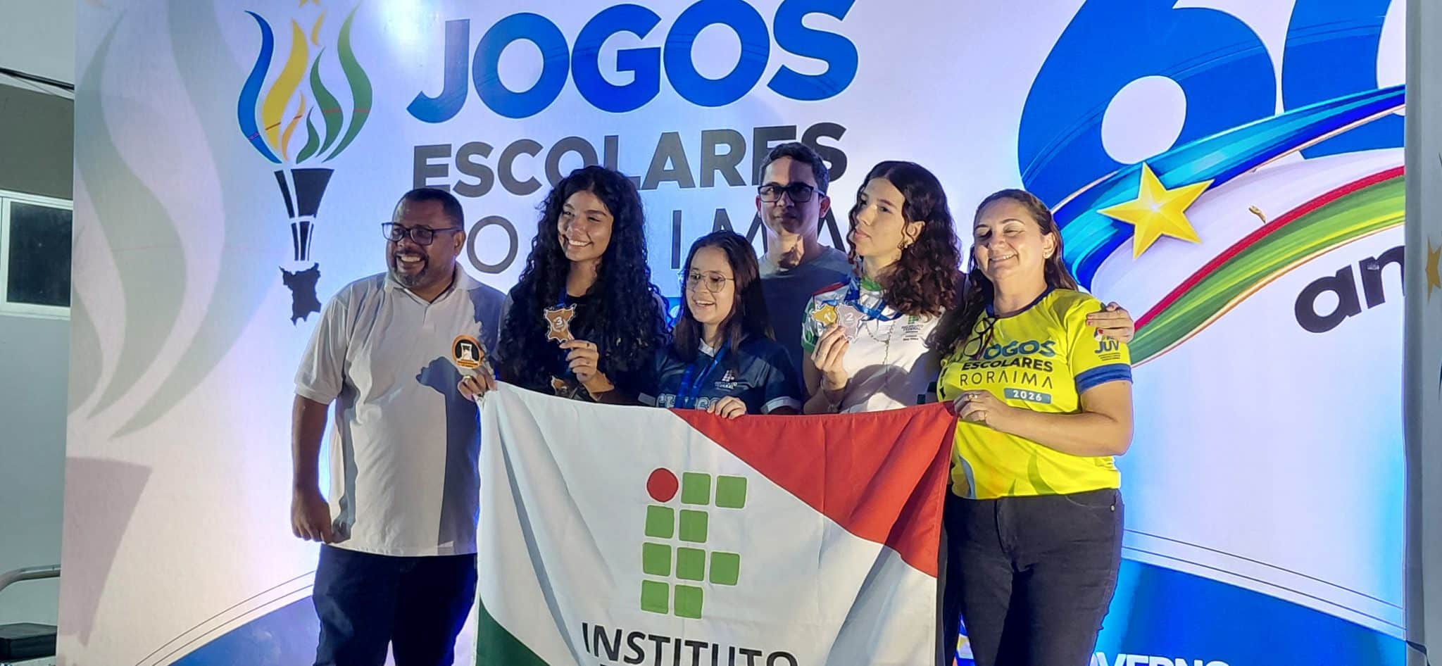 Medalhistas de natação e xadrez são premiados nos JERs em Boa Vista
