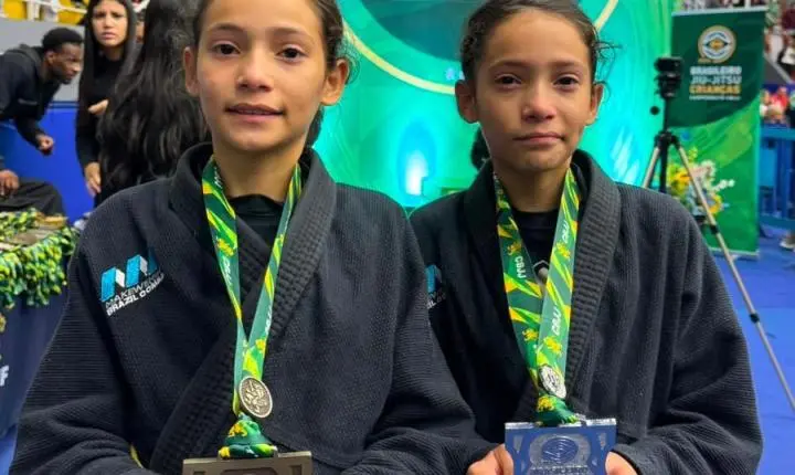 Gêmeas e irmãs Lobato, Ariela e Isabela chegam medalhadas do Brasileiro Kids 