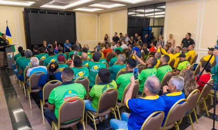 Governador Soldado Sampaio formaliza regulamentação do transporte intermunicipal em Roraima