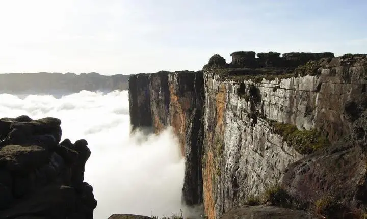 Monte Roraima: um gigante ancestral na tríplice fronteira