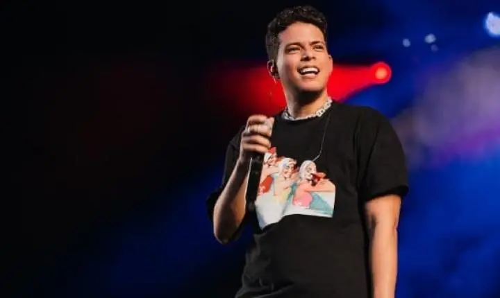 Felipe Amorim e Panda são as estrelas da terceira noite do São João no Parque Anauá