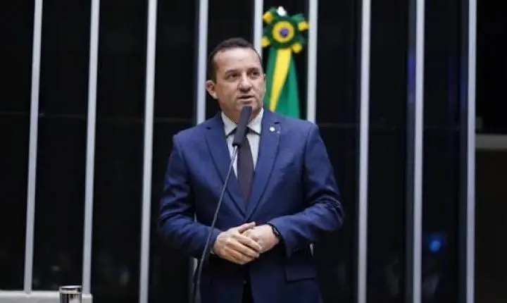 Pré-candidatura de Tânia Soares ao Senado expõe divisão no União Brasil em Roraima