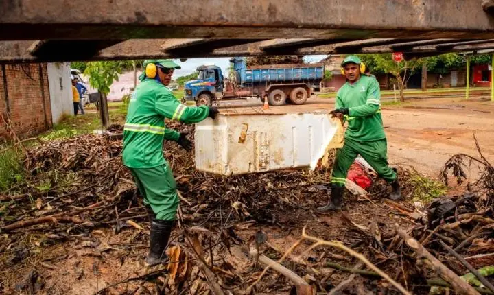Prefeitura intensifica mutirões de limpeza e recolhe quase 400 toneladas de resíduos por dia em Boa Vista