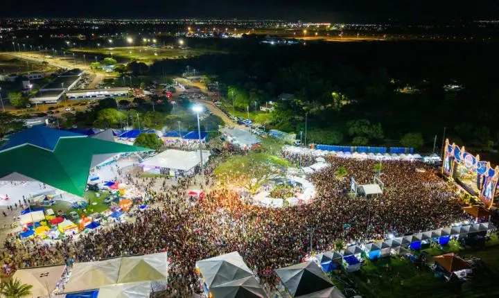 Shows nacionais atraem 80 mil pessoas ao São João no Parque Anauá