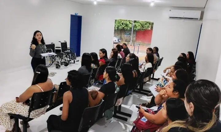 Sesau qualifica profissionais para ampliar acesso a DIU e implante contraceptivo no sul de Roraima