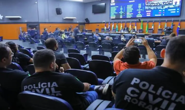 ALERR aprova projetos essenciais para servidores, regularização previdenciária e proteção às mulheres em sessão extraordinária